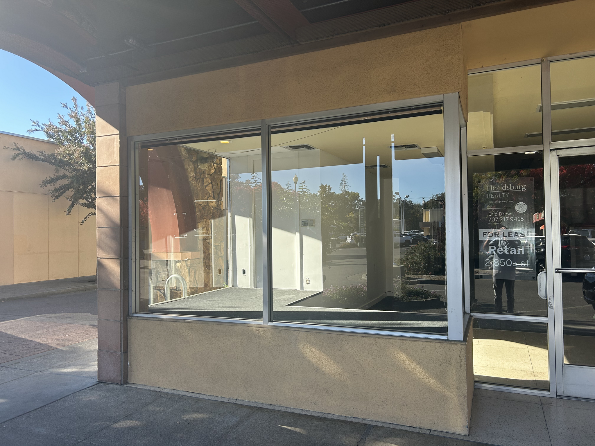 435-455 Healdsburg Ave, Healdsburg, CA for lease Building Photo- Image 1 of 7