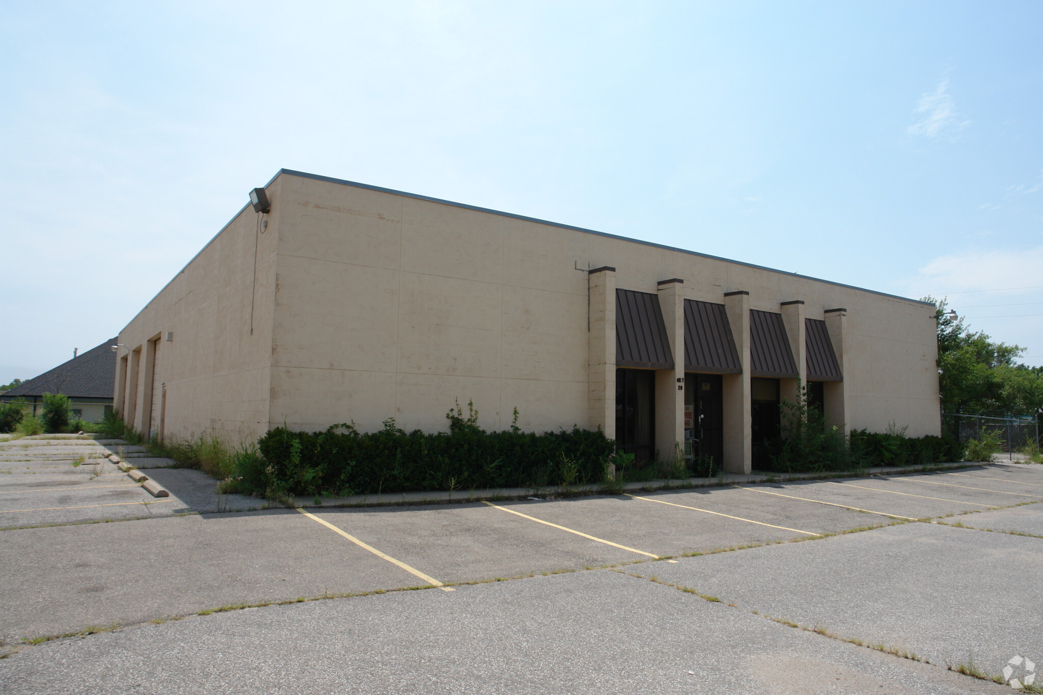 1630 S St Clair St, Wichita, KS for lease Primary Photo- Image 1 of 3