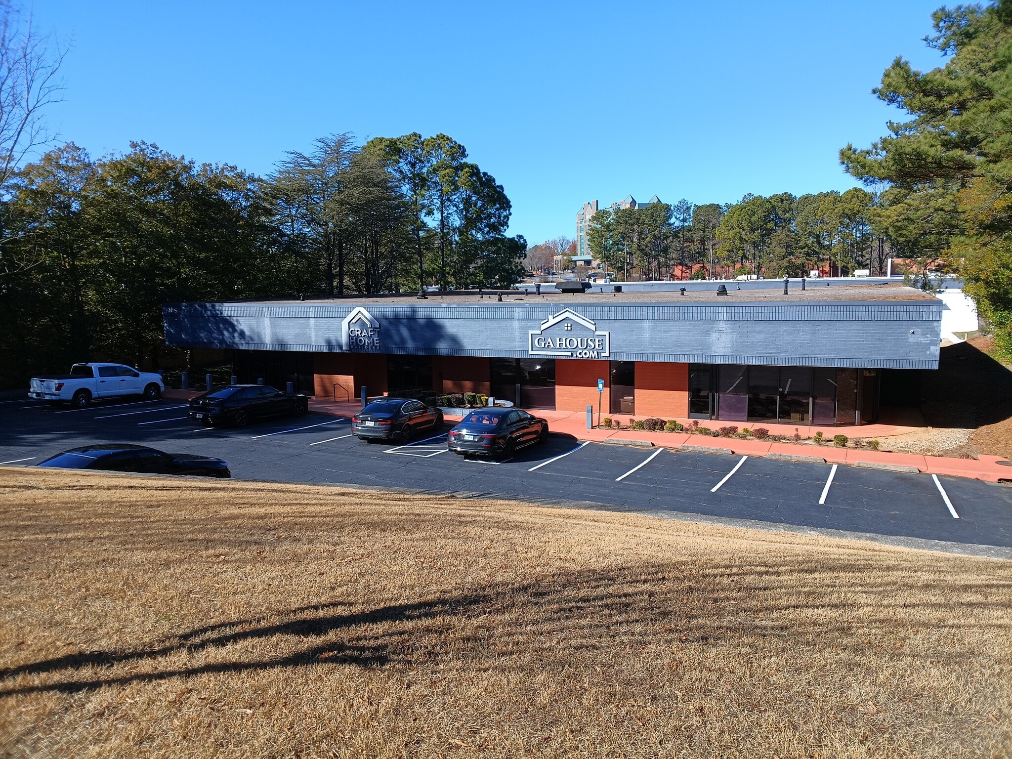 5945 Peachtree Cors E, Peachtree Corners, GA for sale Primary Photo- Image 1 of 11