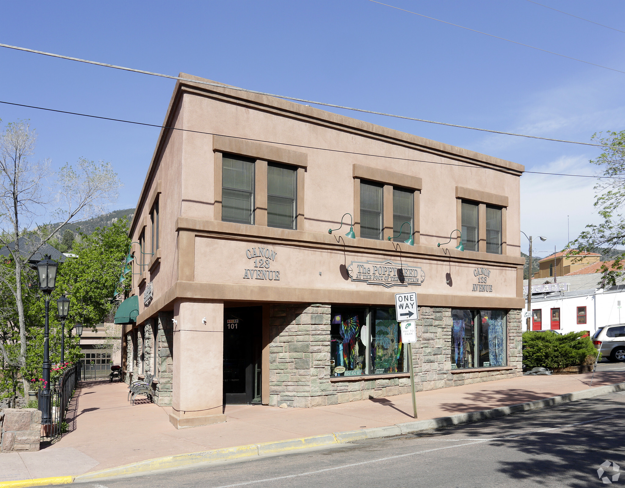 123 Canon Ave, Manitou Springs, CO for sale Primary Photo- Image 1 of 1