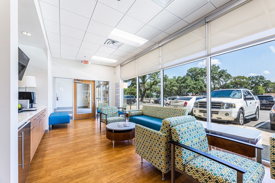 21727 IH-10 W, San Antonio, TX for sale - Building Photo - Image 1 of 1