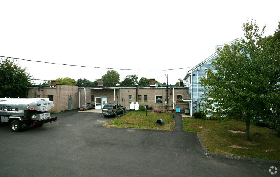 1365 Mountain Rd, West Suffield, CT 06093 Retail for Lease