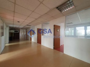 Office in Massy for lease Interior Photo- Image 2 of 9