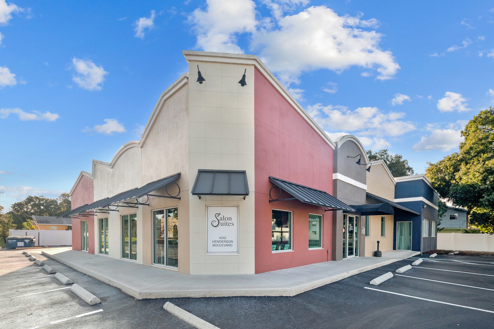 4242 Henderson Blvd, Tampa, FL for lease Building Photo- Image 1 of 17