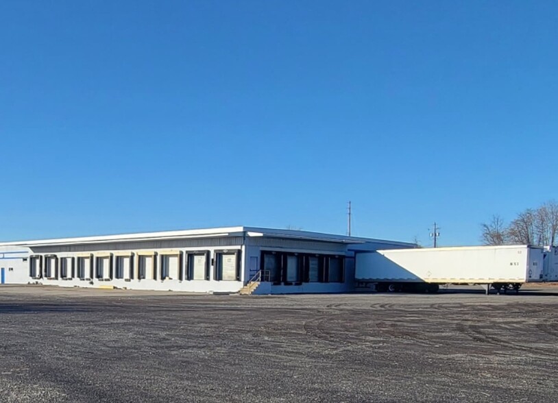 497 E Moorestown Rd, Wind Gap, PA for lease - Building Photo - Image 1 of 5