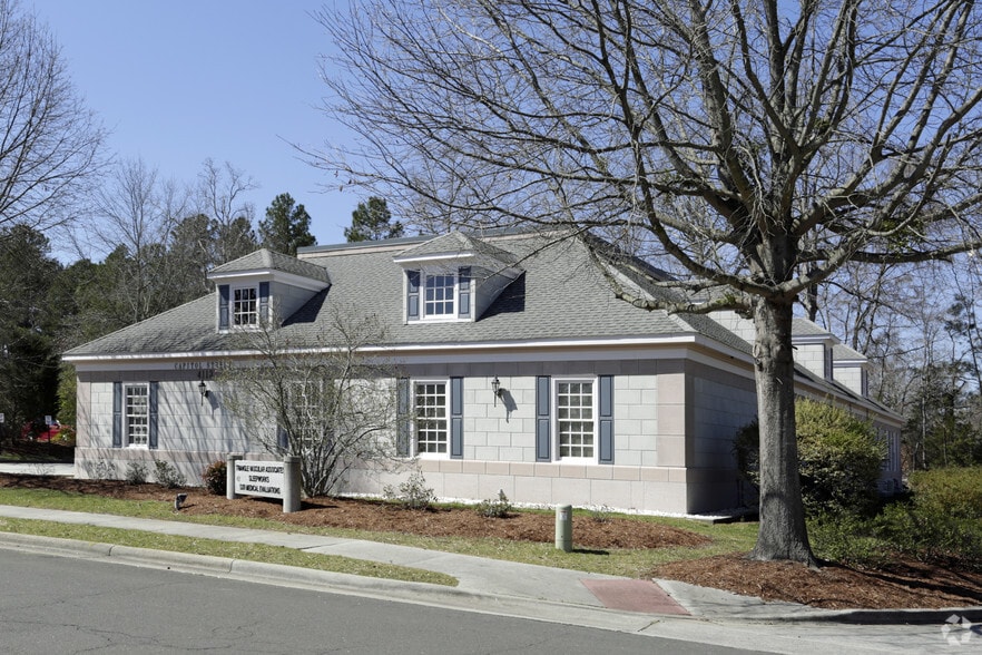 4113 Capitol St, Durham, NC for lease - Primary Photo - Image 1 of 37