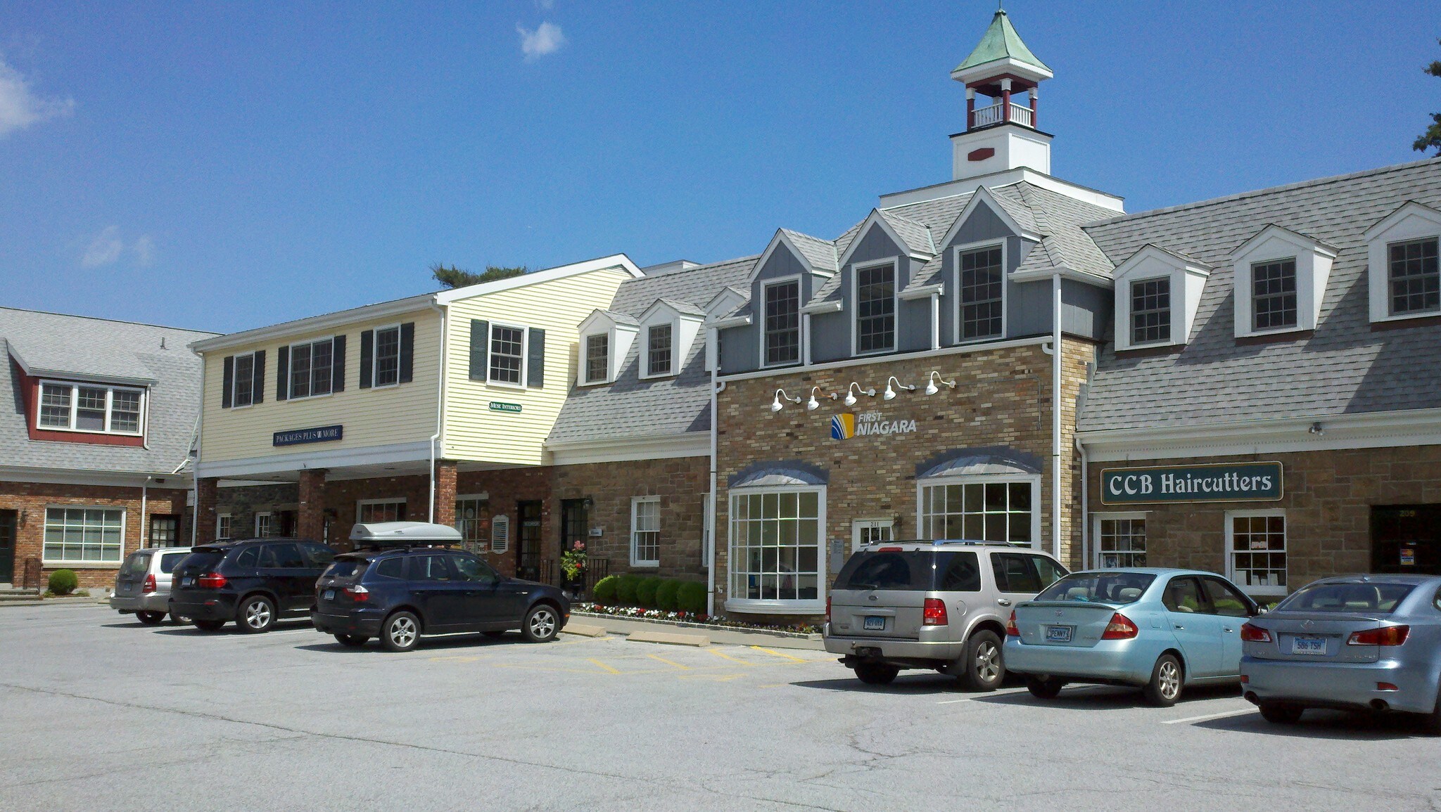 203-223 E Putnam Ave, Cos Cob, CT for sale Building Photo- Image 1 of 1