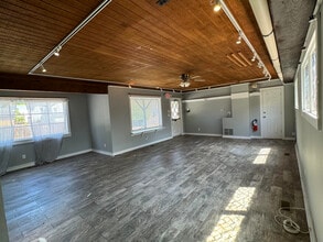 6 Hilltop Rd, Mendham, NJ for sale Interior Photo- Image 1 of 7