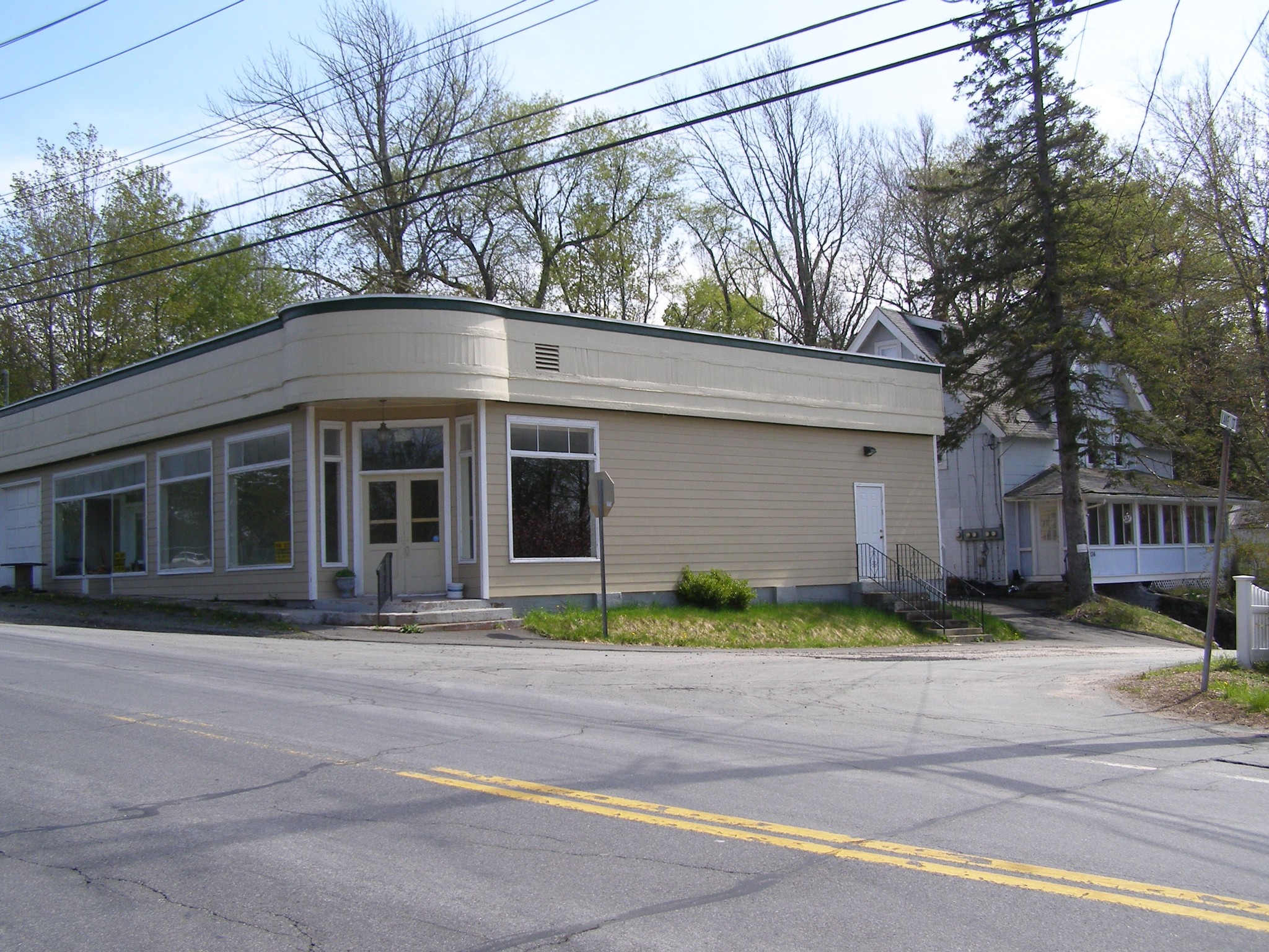 136 Lake St, Kauneonga Lake, NY for sale Building Photo- Image 1 of 1