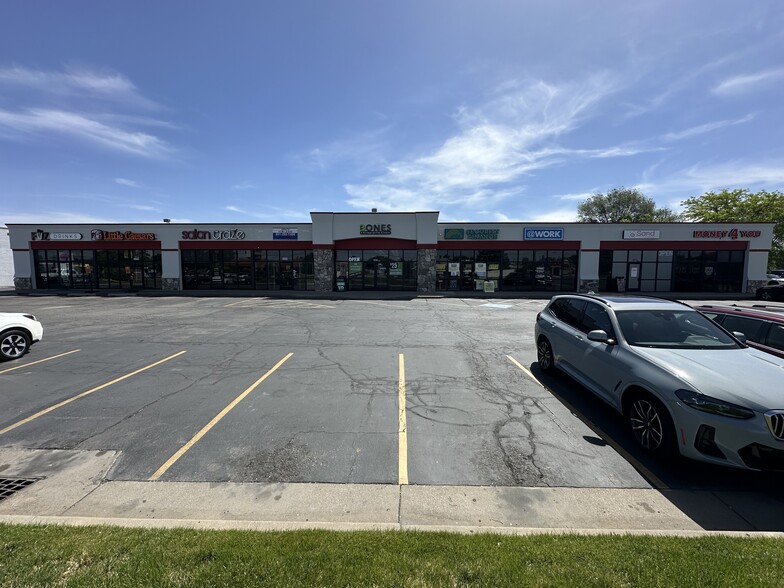 4860-4876 S 1900 W, Roy, UT for lease - Building Photo - Image 3 of 5