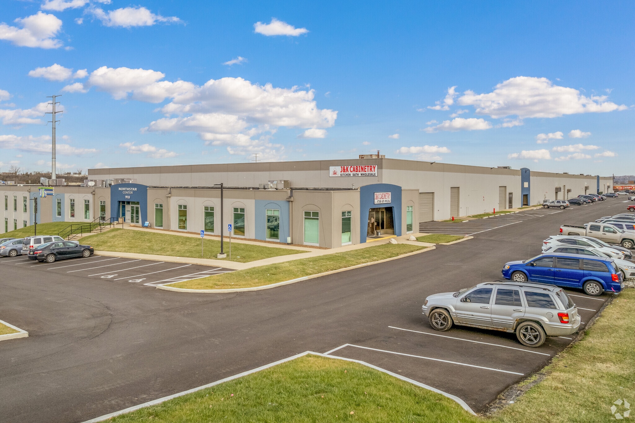 9900-9970 Princeton Glendale Rd, Cincinnati, OH for sale Primary Photo- Image 1 of 1