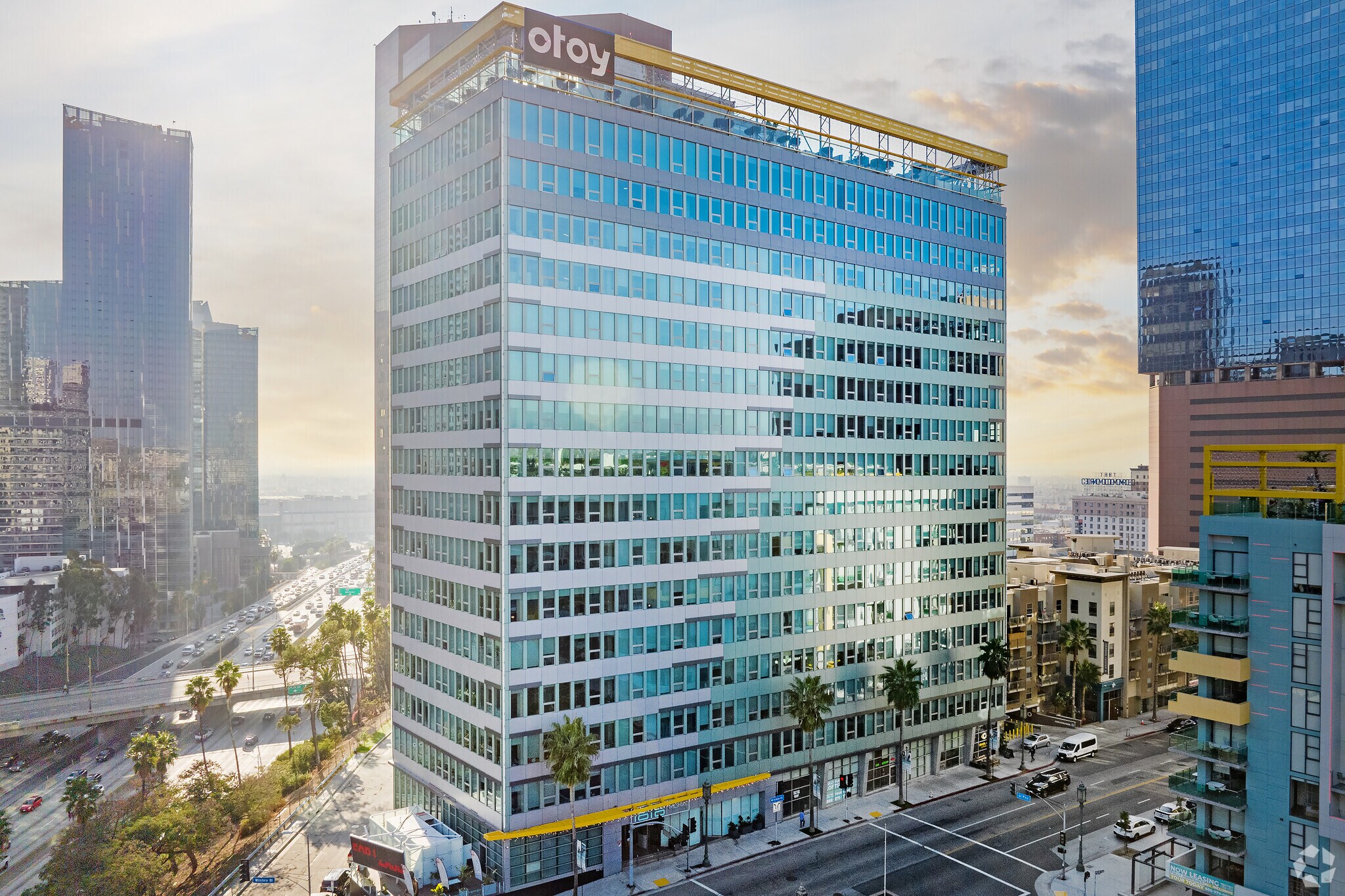 1010 Wilshire Blvd, Los Angeles, CA for sale Primary Photo- Image 1 of 1