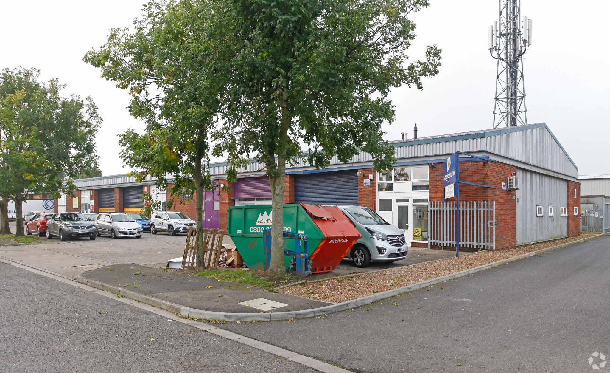 1-12 Dean Rd, Lincoln for sale Primary Photo- Image 1 of 1