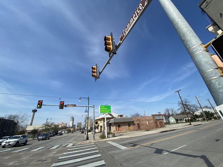 1431 E Commerce St, San Antonio, TX for sale - Building Photo - Image 1 of 1