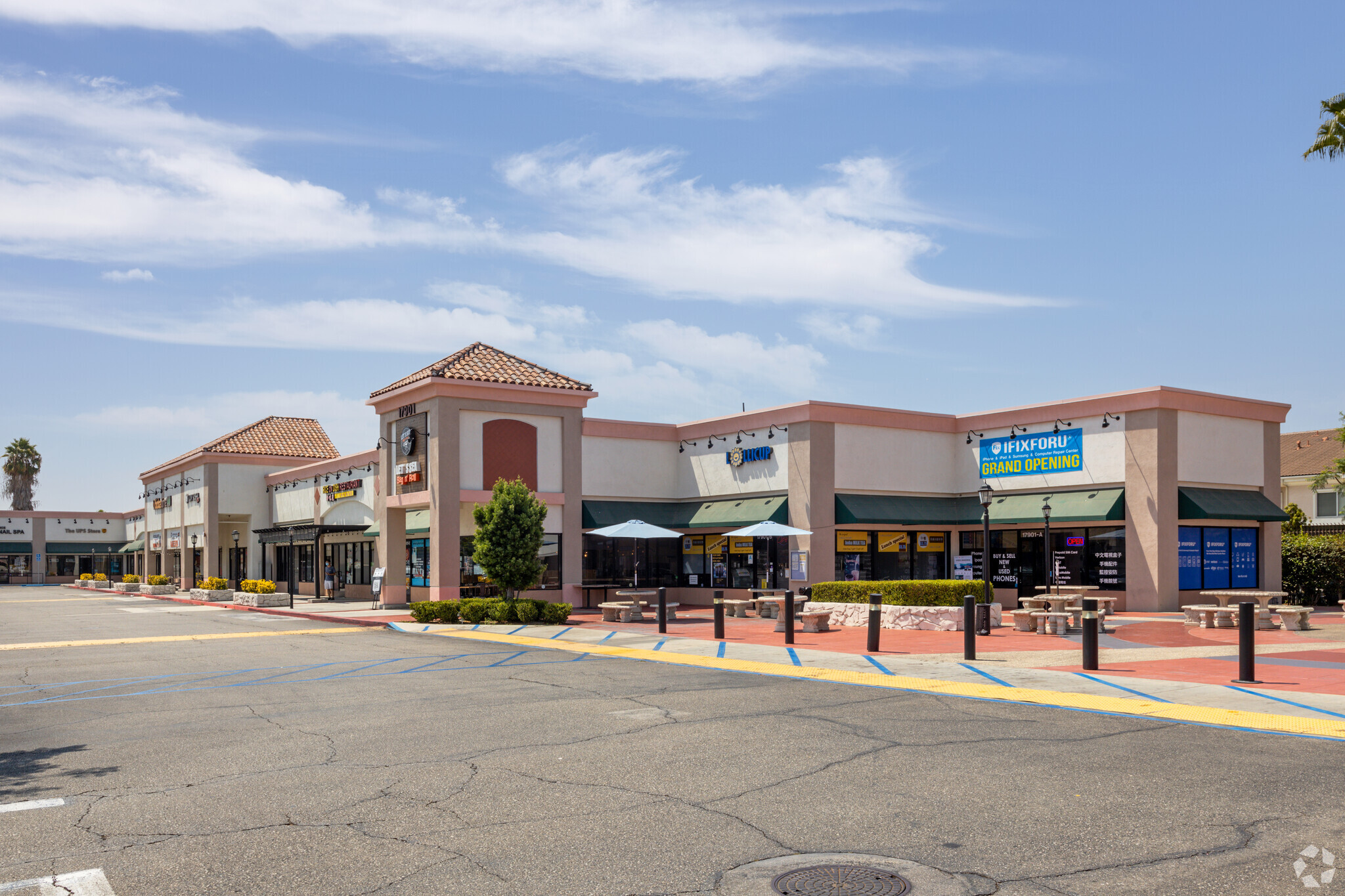 17713-18007 Pioneer Blvd, Artesia, CA for sale Building Photo- Image 1 of 1