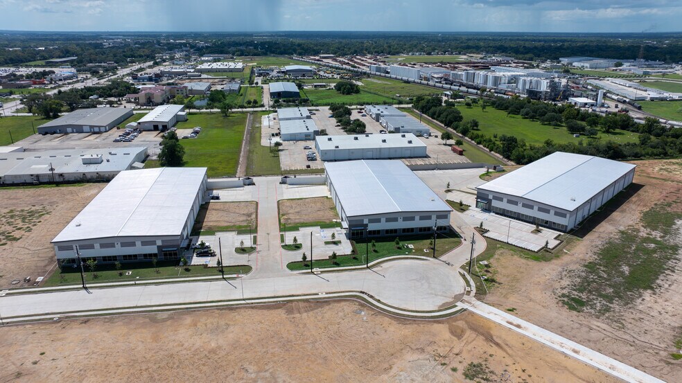 0 N Main St, Pearland, TX for lease - Building Photo - Image 3 of 8