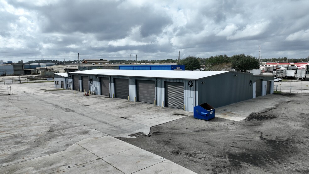 5919 Commonwealth Ave, Jacksonville, FL for lease - Building Photo - Image 3 of 13