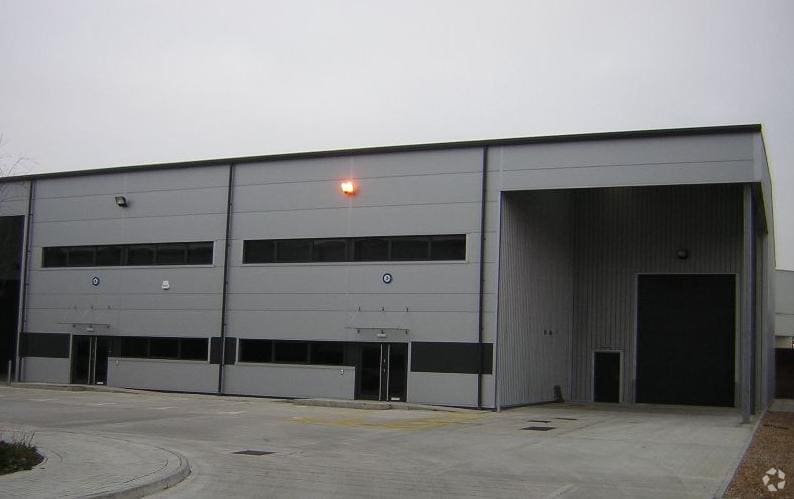 Stonefield Way, Ruislip for lease Primary Photo- Image 1 of 3