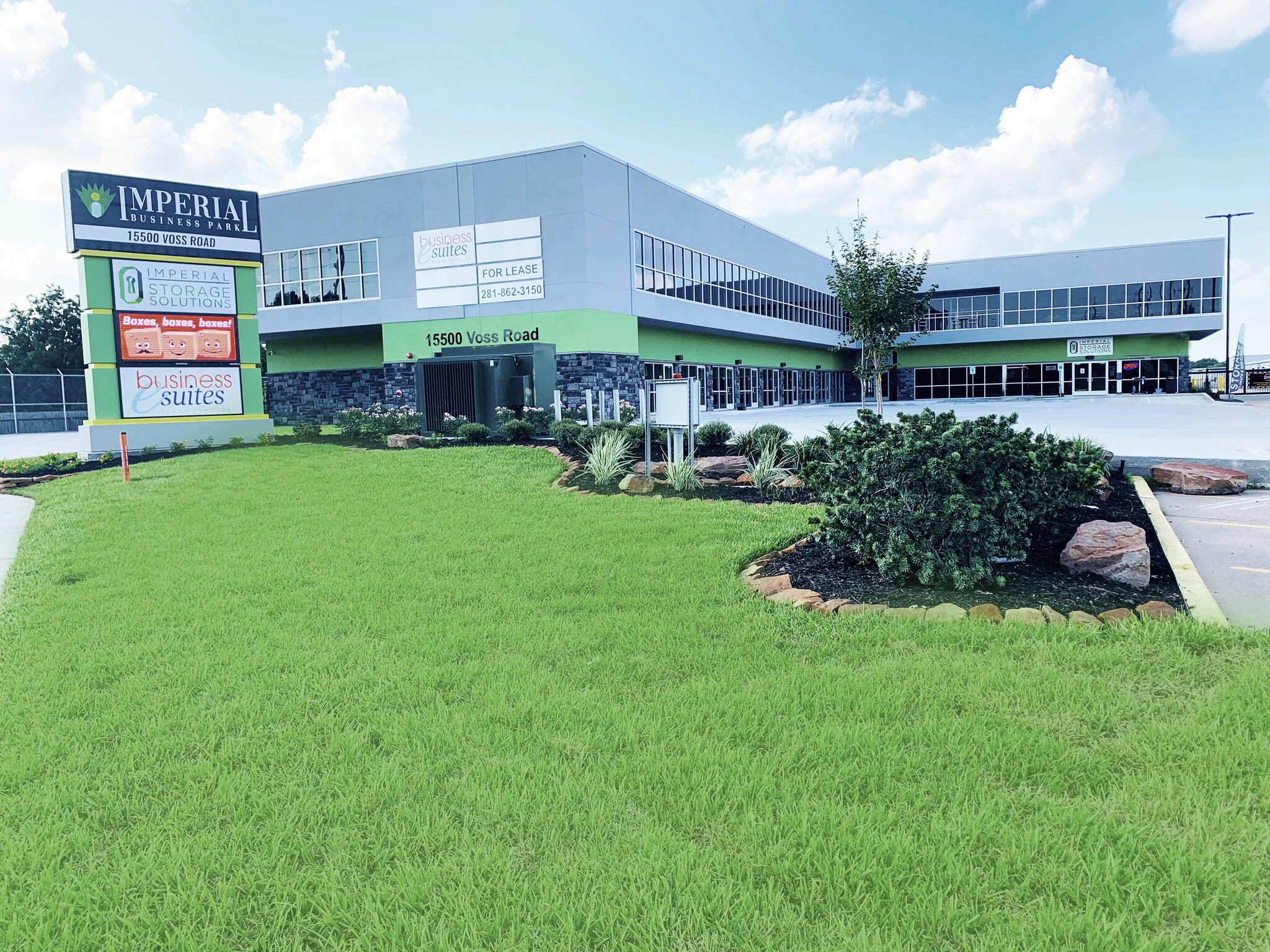 15500 Voss Rd, Sugar Land, TX for lease Building Photo- Image 1 of 12