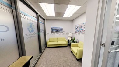 400 E Diehl Rd, Naperville, IL for lease Interior Photo- Image 2 of 8