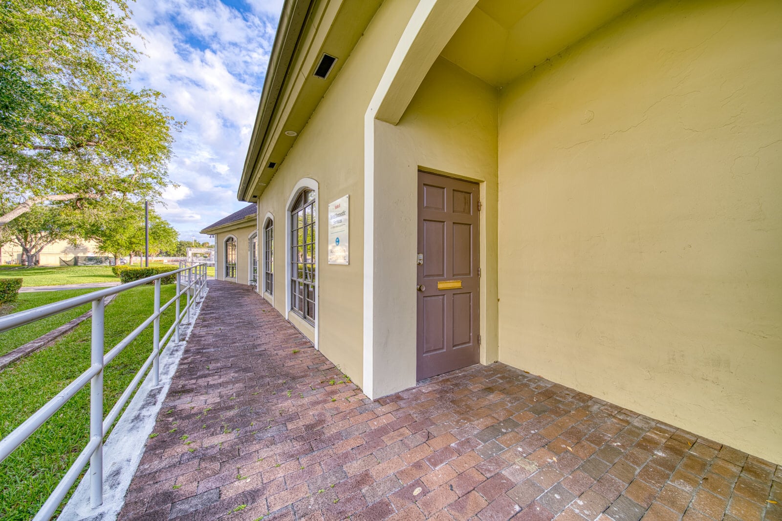 9245 SW 158th Ln, Miami, FL for lease Building Photo- Image 1 of 11