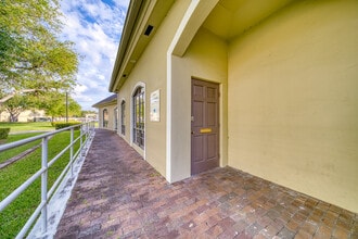 9245 SW 158th Ln, Miami, FL for lease Building Photo- Image 1 of 11