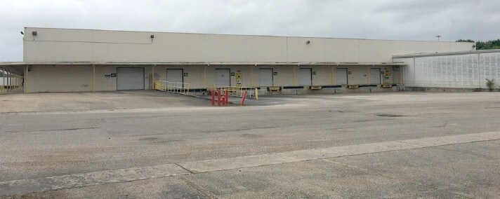 5901 Griggs Rd, Houston, TX for lease Primary Photo- Image 1 of 6