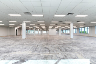 4201 N State Highway 161, Irving, TX for lease Interior Photo- Image 1 of 8