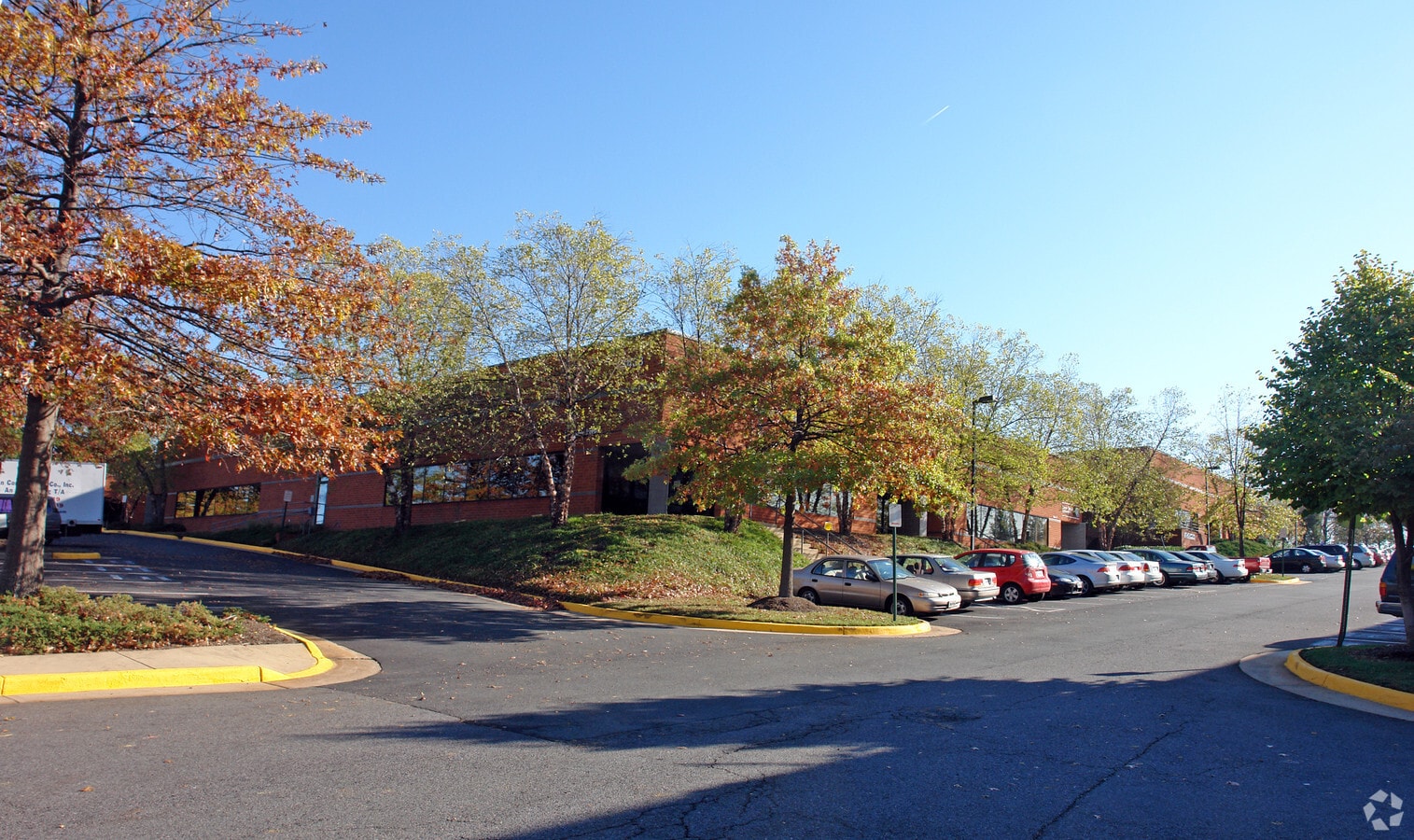 4433 Brookfield Corporate Dr, Chantilly, VA 20151