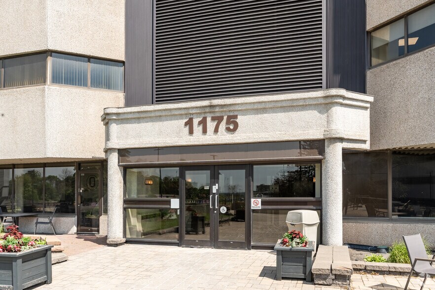 1175 Av Lavigerie, Québec, QC for lease - Building Photo - Image 2 of 4