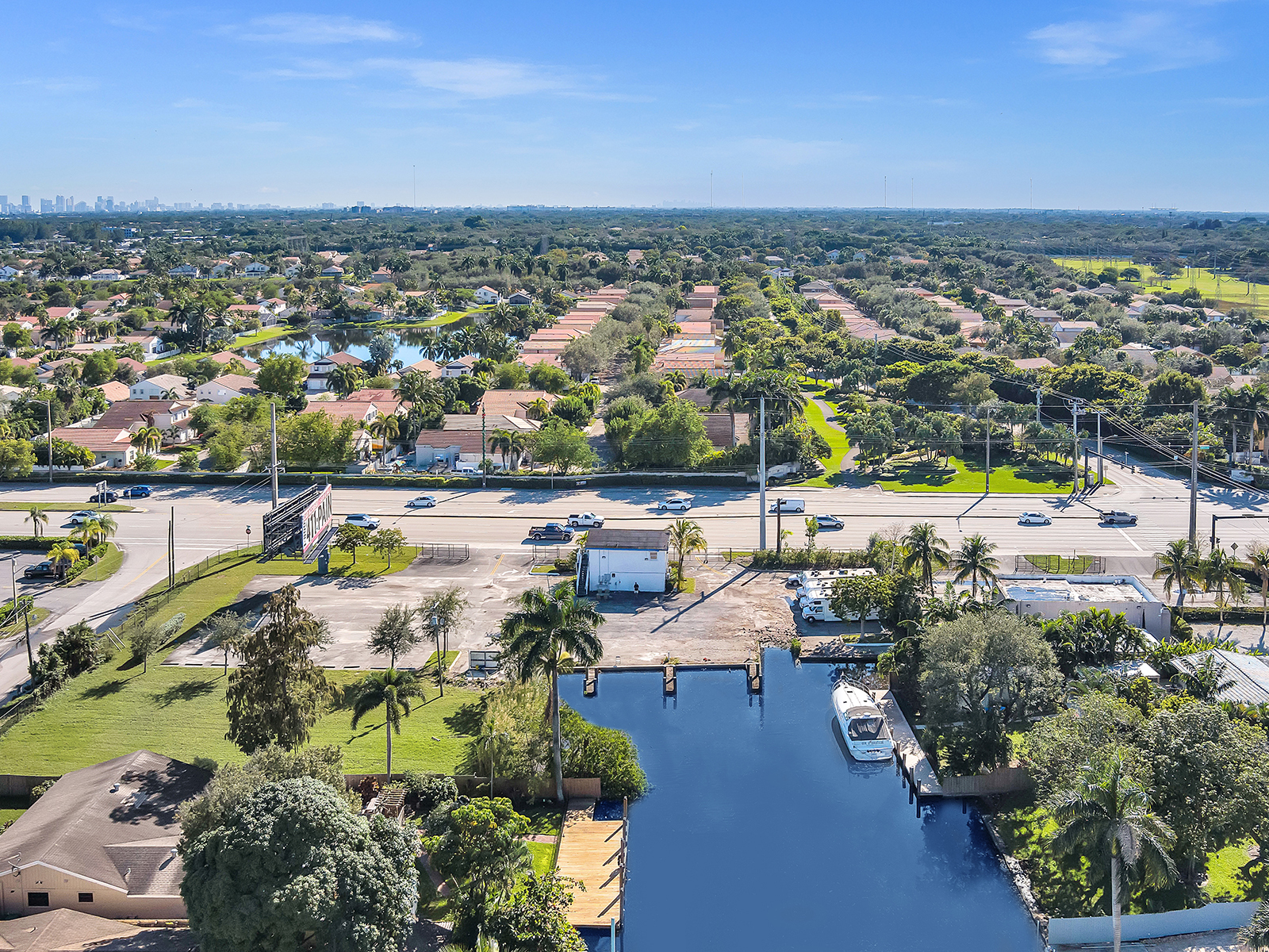 3463 Griffin Rd, Dania Beach, Fl 33312 - 1.2 Acre Waterfront Lot 