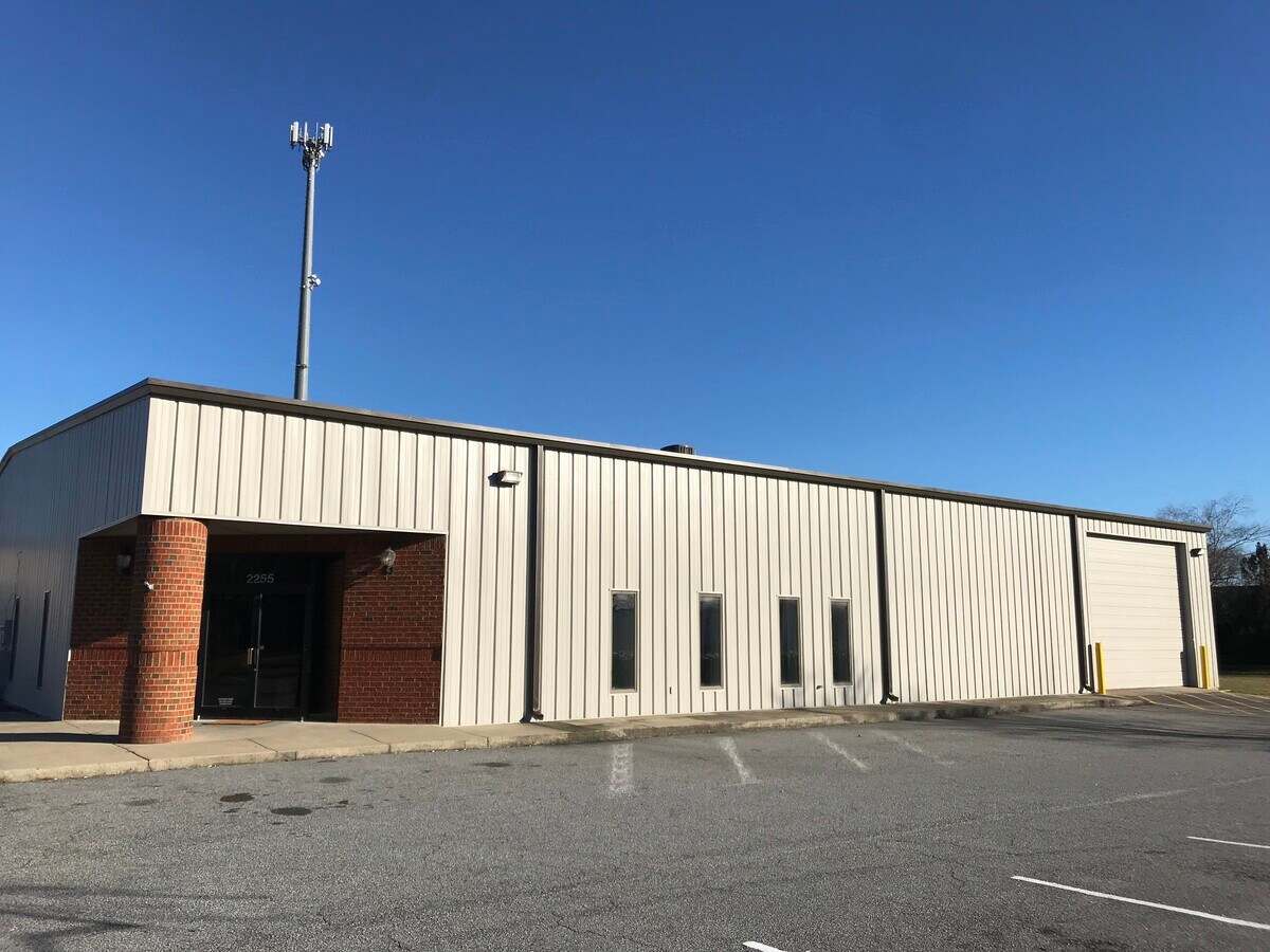 2255 County Home Rd, Greenville, NC 27858