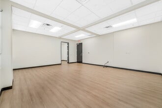 9480 S Eastern Ave, Las Vegas, NV for lease Interior Photo- Image 2 of 7