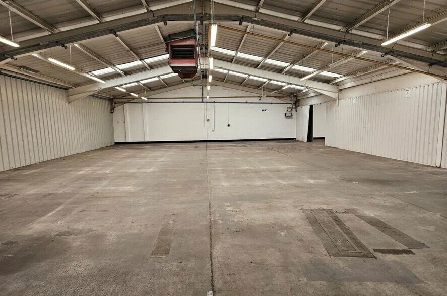 Telford Rd, Glenrothes for lease - Interior Photo - Image 2 of 6