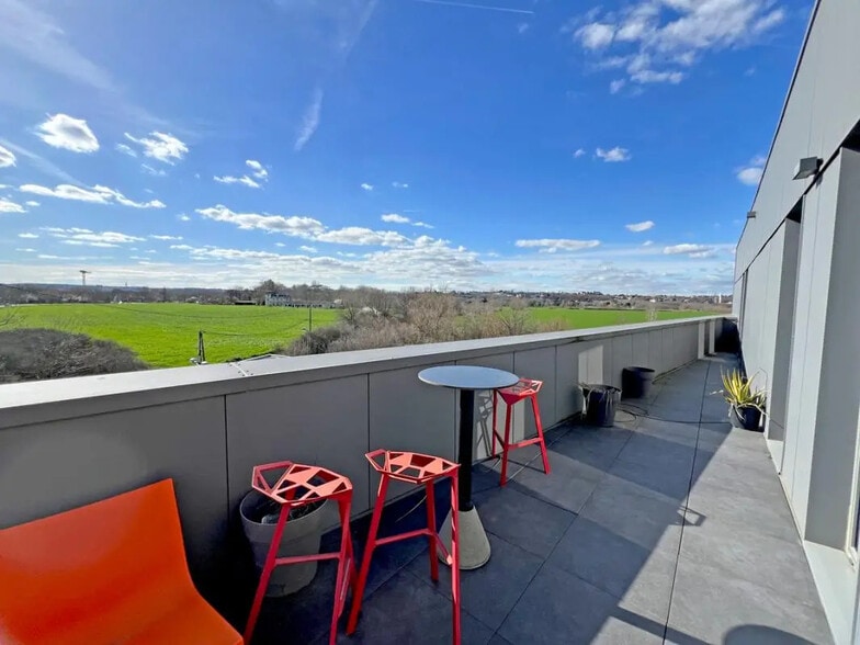 83 Chemin De Ribaute, Toulouse for lease - Building Photo - Image 2 of 11