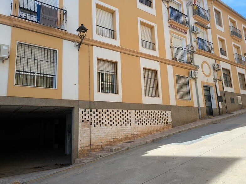 Calle Salgueros, Campillos, Málaga for sale - Building Photo - Image 2 of 6