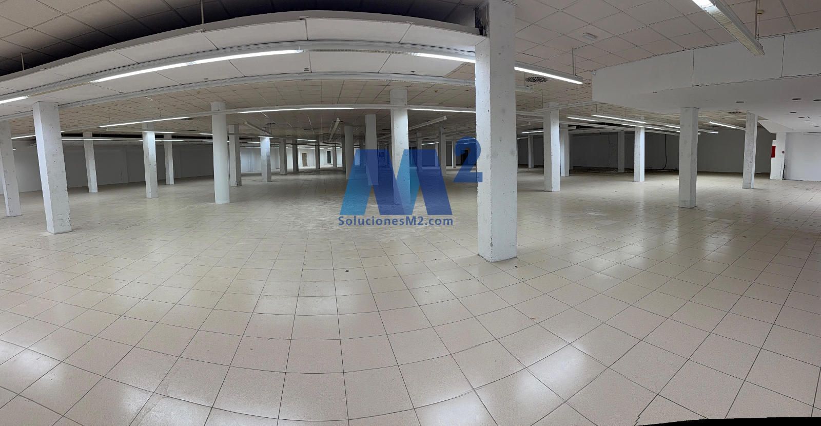 Retail in Cabanillas del Campo, Guadalajara for lease Interior Photo- Image 1 of 7