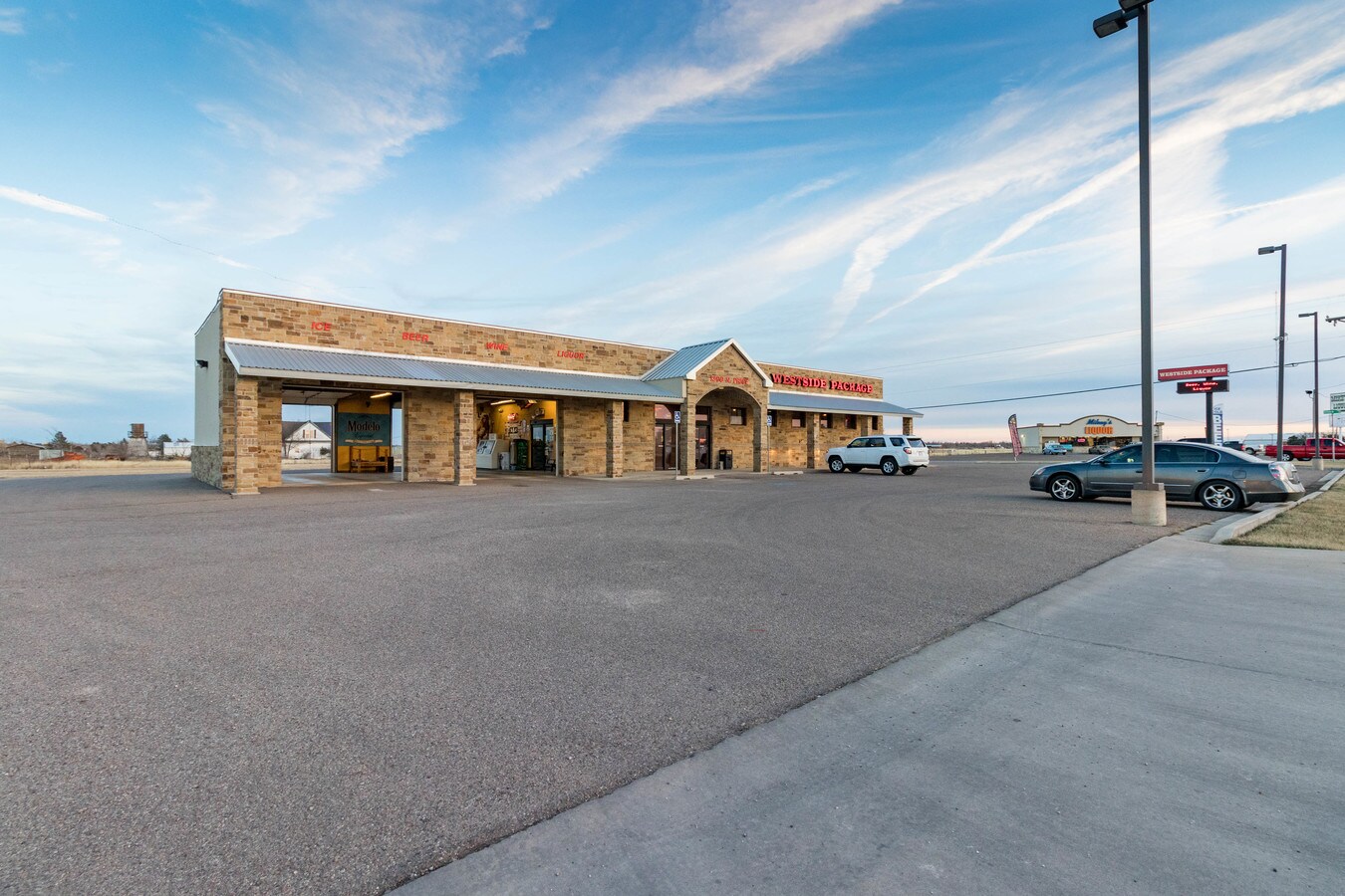 1300 N Price Rd, Pampa, TX 79065