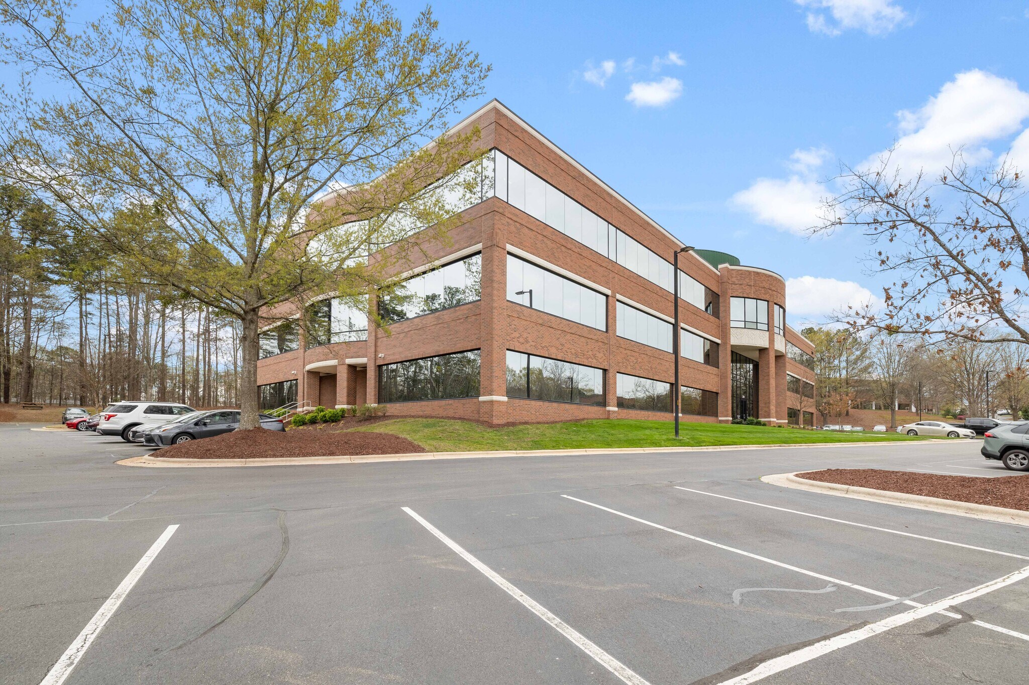 2300 Rexwoods Dr, Raleigh, NC for lease Building Photo- Image 1 of 17