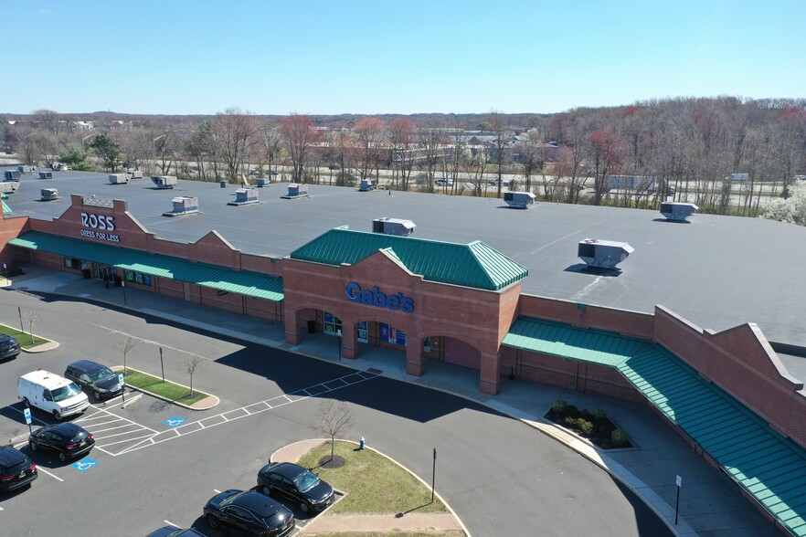 1101-1199 Nixon Dr, Mount Laurel, NJ for lease - Building Photo - Image 1 of 24