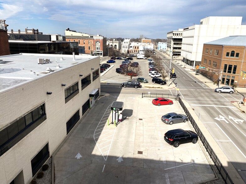 115 Adams St, Muncie, IN for sale - Building Photo - Image 2 of 6