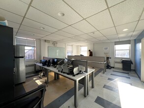 179 N 6th St, Brooklyn, NY for lease Interior Photo- Image 1 of 4