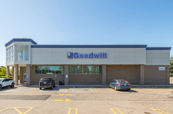 28901 Greenfield Rd, Southfield, MI for sale - Building Photo - Image 2 of 12