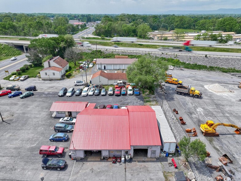 1832 W Trindle Rd, Carlisle, PA for sale - Primary Photo - Image 1 of 1