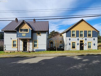 More details for 935 Jackson St, Port Orford, OR - Multifamily for Sale