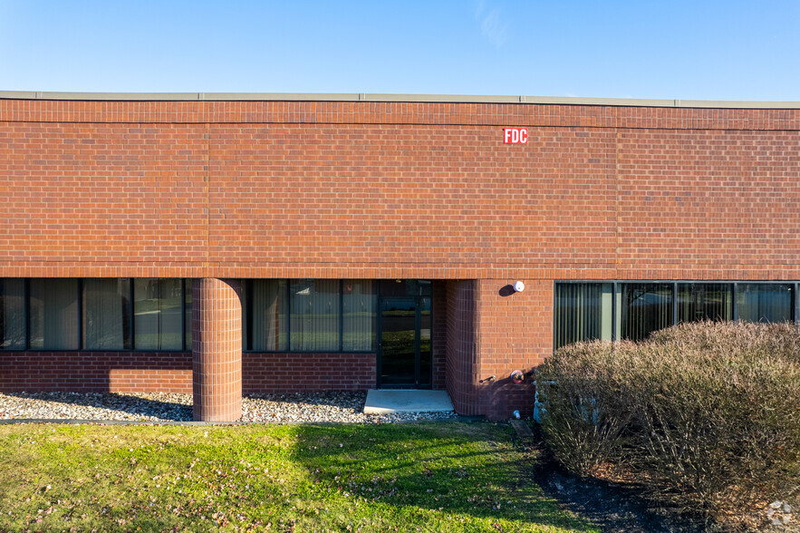 2500 Eisenhower Ave, Norristown, PA for lease - Building Photo - Image 3 of 5