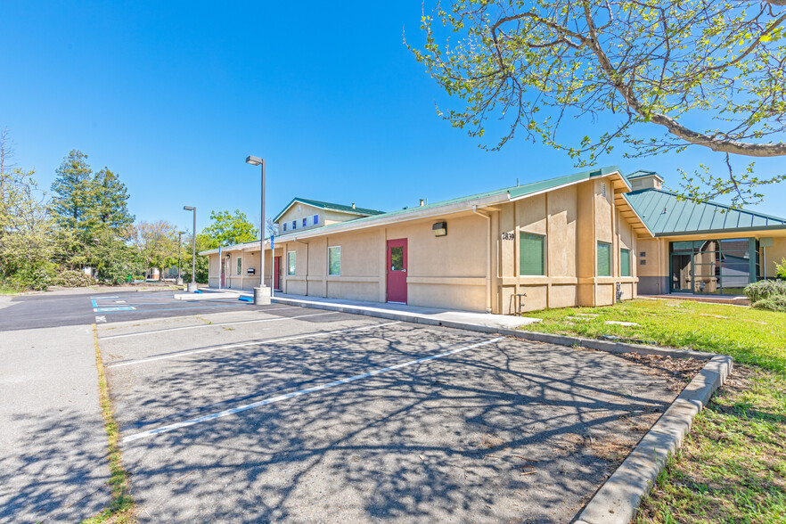 2839 Spafford St, Davis, CA for lease - Building Photo - Image 2 of 15