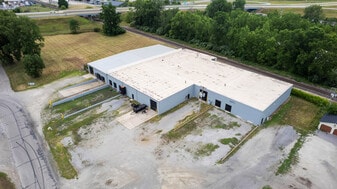 2371 N Rainbow Dr, Warsaw IN - Warehouse