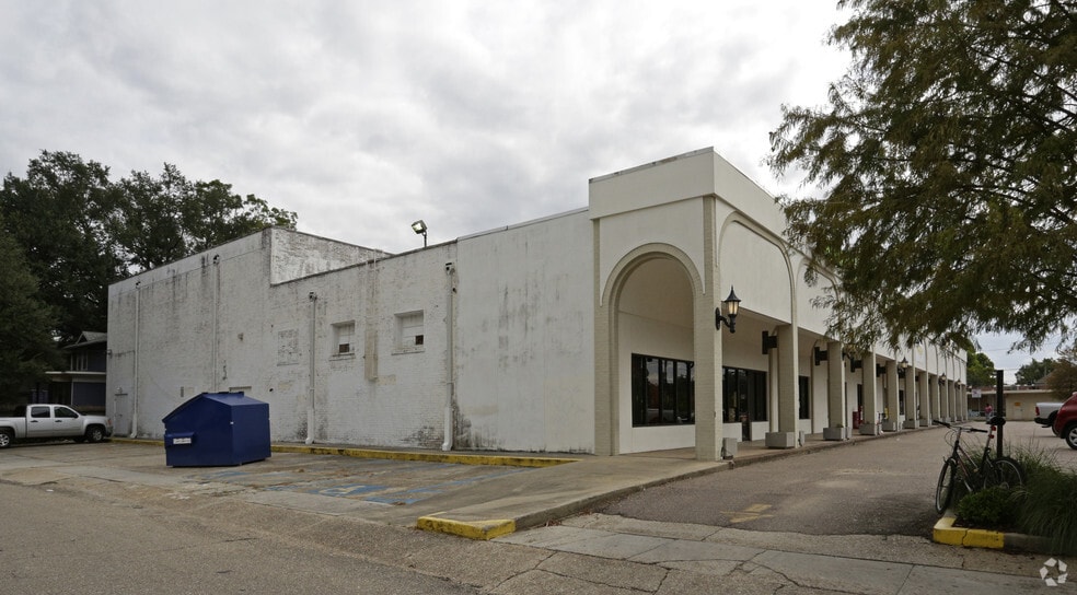 3001-3079 Government St, Baton Rouge, LA for lease - Building Photo - Image 3 of 4