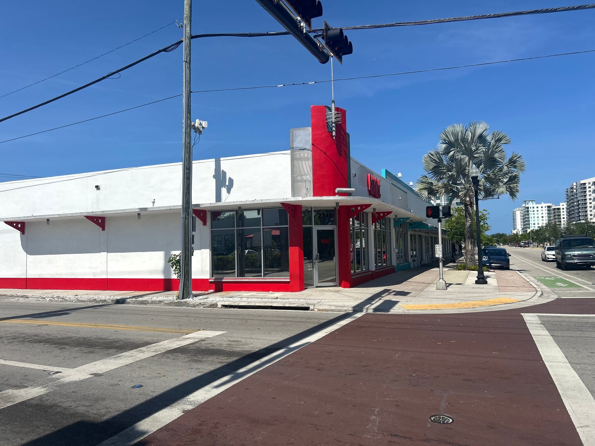 2341 Hollywood Blvd, Hollywood, FL for lease Building Photo- Image 1 of 14